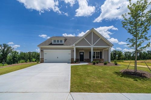 4324 Links Blvd, Jefferson, GA 30549-8824