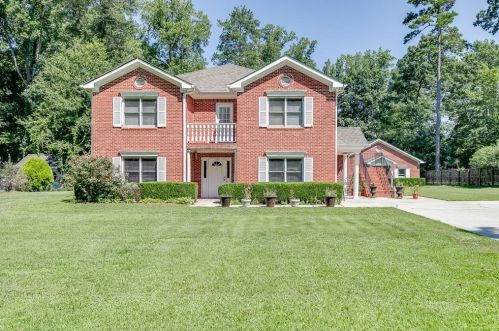 4271 Jody Ln, Lilburn, GA 30047-3425