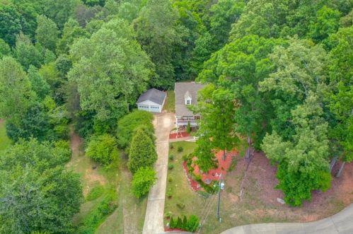 103 Windsor Ln, Dawsonville, GA 30534-0954