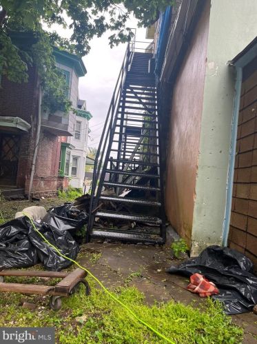 601 Chelten Ave, Philadelphia PA  19126-3825 exterior