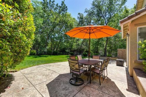 1661 Hapton Ct, Folsom, CA 95630-7327