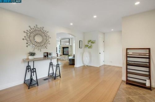 4285 Arthur Rd, Pacheco, CA 94553-1405
