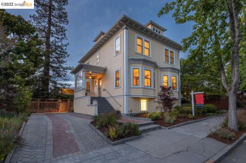 1909 Francisco St, Berkeley, CA 94709-2123