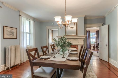 251 Hanover St, Carlisle PA  17013-1928 exterior