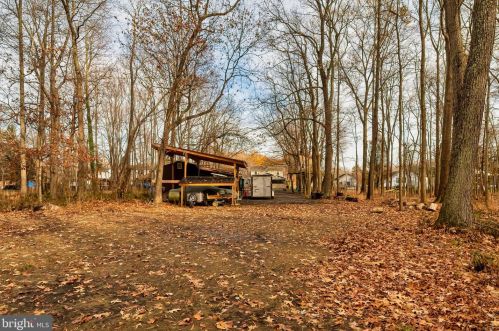 6132 Shady Side Rd, Shady Side MD exterior