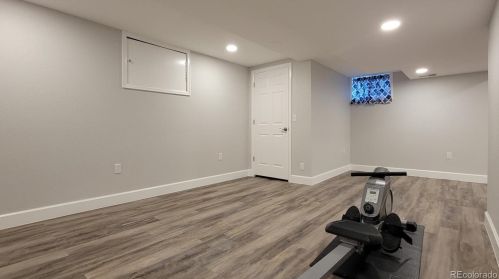 7029 Magnolia Cir, Englewood CO exterior