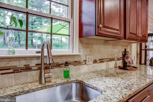 1843 Spring Ridge Ln, Lancaster PA  17603-6794 exterior