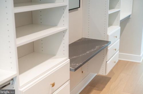 2302 Gordon St, Philadelphia PA 19132-4631 exterior