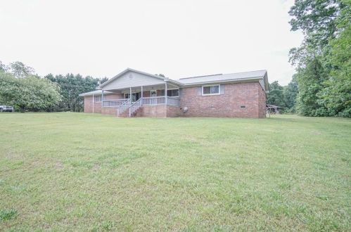 95 Sunset Dr, Hartwell, GA 30643-4305