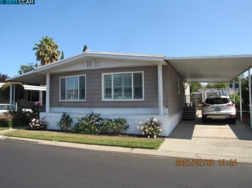 2320 Dalis Dr, Concord, CA 94520-5424