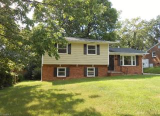 1910 Belcrest Dr, Greensboro, NC 27406-3204