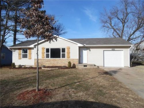 1008 Mayes Ave, Springdale, AR 72764-6212