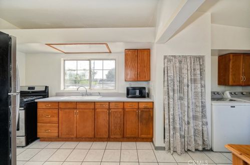 163 Campus Ave, Upland CA  91786-6830 exterior