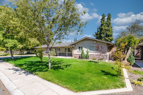 211 Marian Ave, Modesto, CA 95350-5251