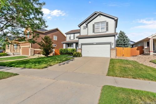 3924 Quemoy Ct, Denver, CO 80018-3132