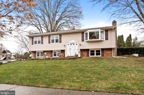 196 Alberta Ave, Trenton, NJ 08619-2424