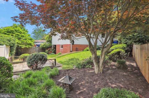 2205 Richland Pl, Silver Spring MD 20910-2331 exterior