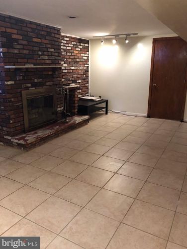 1415 12 St, Philadelphia PA 19147-4937 exterior