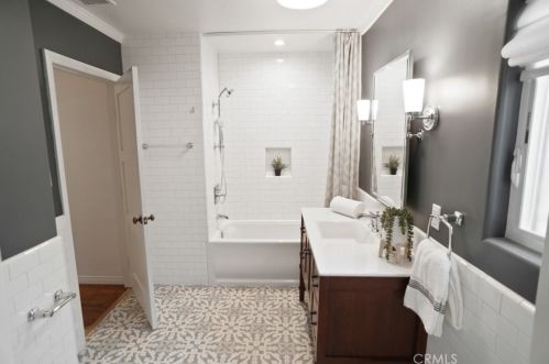 1250 Spazier Ave, Glendale CA  91201-1322 exterior