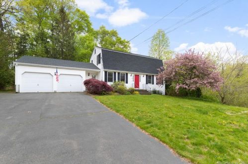 46 Hart St, Southington, CT 06489-2439