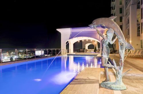 500 Seawall Blvd, Galveston, TX 77550-5526