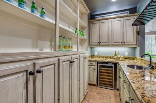 6309 Dysart Cir, Dallas TX  75214-5605 exterior