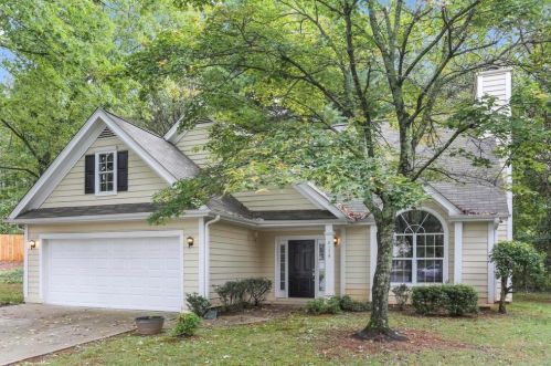 2178 Windstream Ln, Marietta, GA 30060-7834
