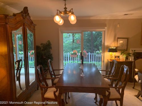372 Digaetano Ter, Town Center, NJ 07052-4151