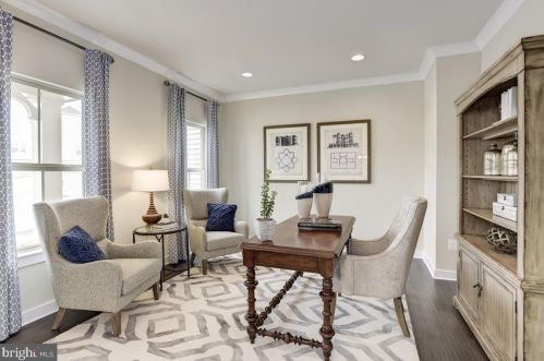 43 Winifred Dr, Hanover PA 17331 exterior