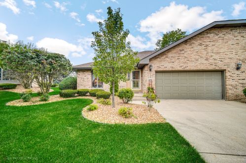 9444 Ashley Ct, Frankfort, IL 60423-1374