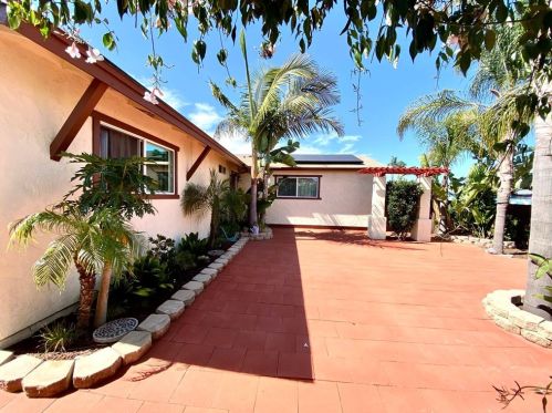 709 Flora Dr, Oceanside, CA 92057-3631