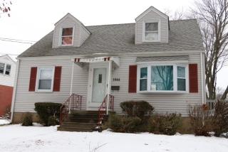 1044 Fireside Ave, Trenton NJ  08618-1918 exterior