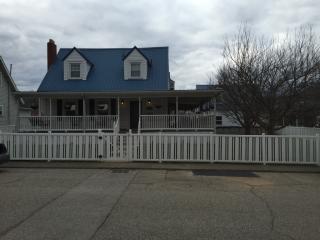 315 8th St, Diamond, WV 25015-1705