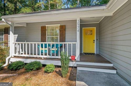 3974 Hardee Dr, Kennesaw, GA 30152-2414