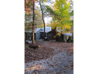 130 Florida St, Saluda, NC 28773-8722