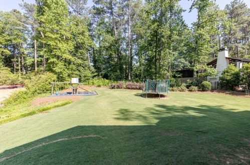 6470 Long Is Dr, Atlanta GA  30328-3043 exterior