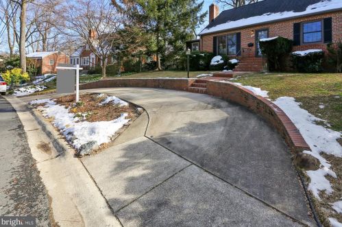 405 Lexington Dr, Silver Spring MD 20901-2643 exterior