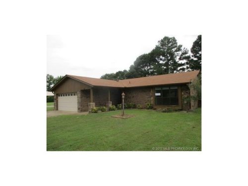 1401 Cleveland St, Boss, OK 74745-8005