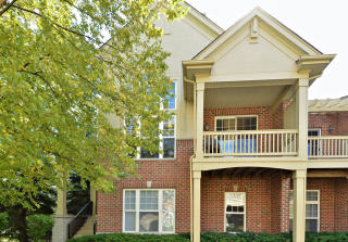 491 Commons Ct, Bannockburn, IL 60015-4321