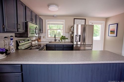 27 Allspice Ln, Glastonbury, CT 06033-4329
