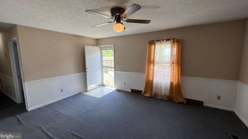 674 Harrison Ave, Berkeley Springs WV  25411-2106 exterior