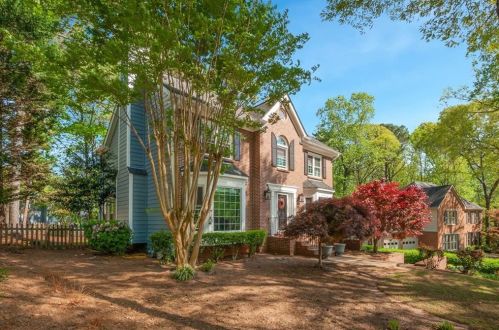 401 Briardale Ct, Holly Springs, GA 30189-2399