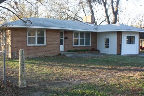 236 Sycamore St, Coodys Bluff, OK 74048-2840