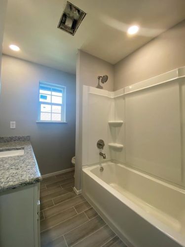 5317 Weddington Ct, Fort Worth TX  76133-5909 exterior