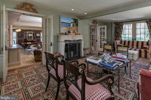 1075 Great Rd, Princeton NJ  08540-1246 exterior