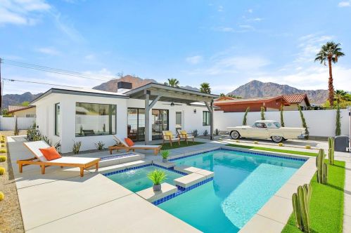 52640 Avenida Navarro, La Quinta, CA 92253-3394