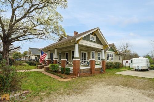 110 Main St, Tennille, GA 31089-1119