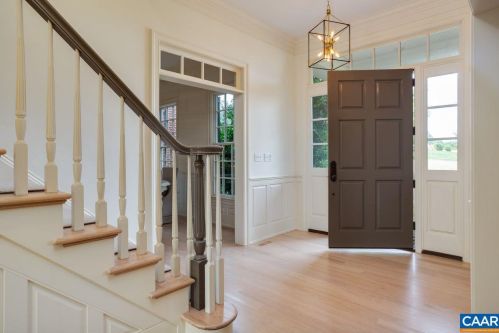 585 Ragged Mountain Dr, Charlottesville, VA 22903-7617