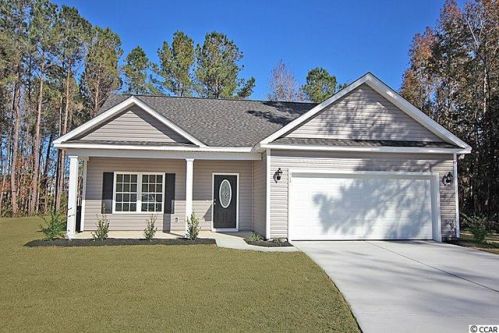 208 Winding Path Dr, Loris, SC 29569-6599