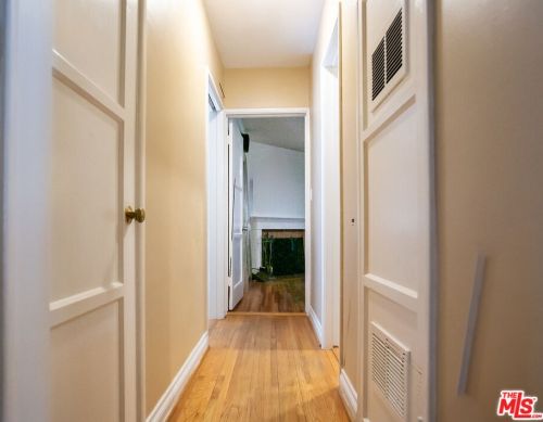 1463 Beaudry Blvd, Glendale CA  91208-1707 exterior